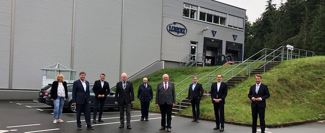 CDU politicians visit plant in Giershagen